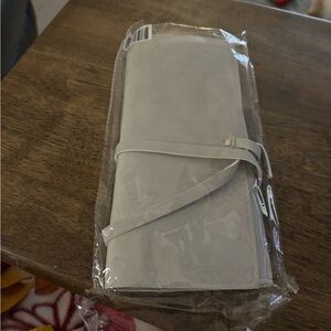 Bellame Artistry Roll-Up Holder NEW with 6 Makeup Brushes and some extras